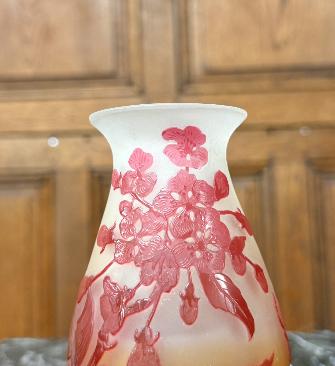 émile Gallé - Multi-layered Glass Vase Decorated With Plum Blossoms, Art Nouveau Period-photo-2