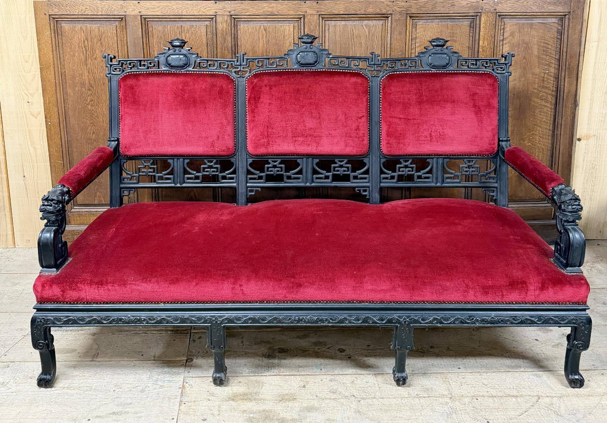 Large Japanese-style Sofa In Carved Wood And Red Velvet In The Style Of Viardot. Late 19th Century -photo-2