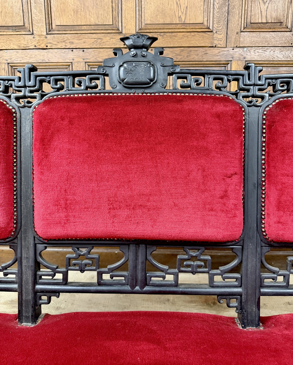 Large Japanese-style Sofa In Carved Wood And Red Velvet In The Style Of Viardot. Late 19th Century -photo-4
