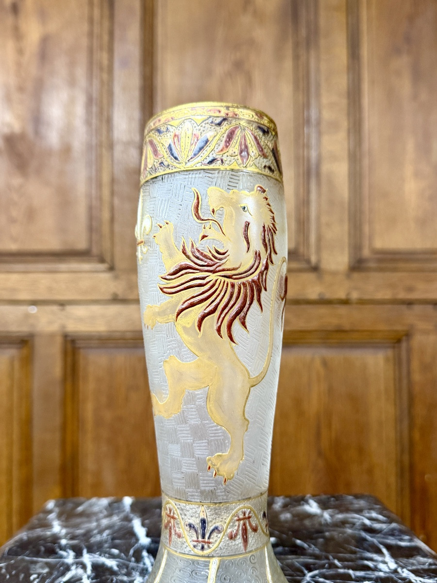 Daum Nancy - Rare Art Nouveau Enameled Vase With Heraldic Lion -photo-2