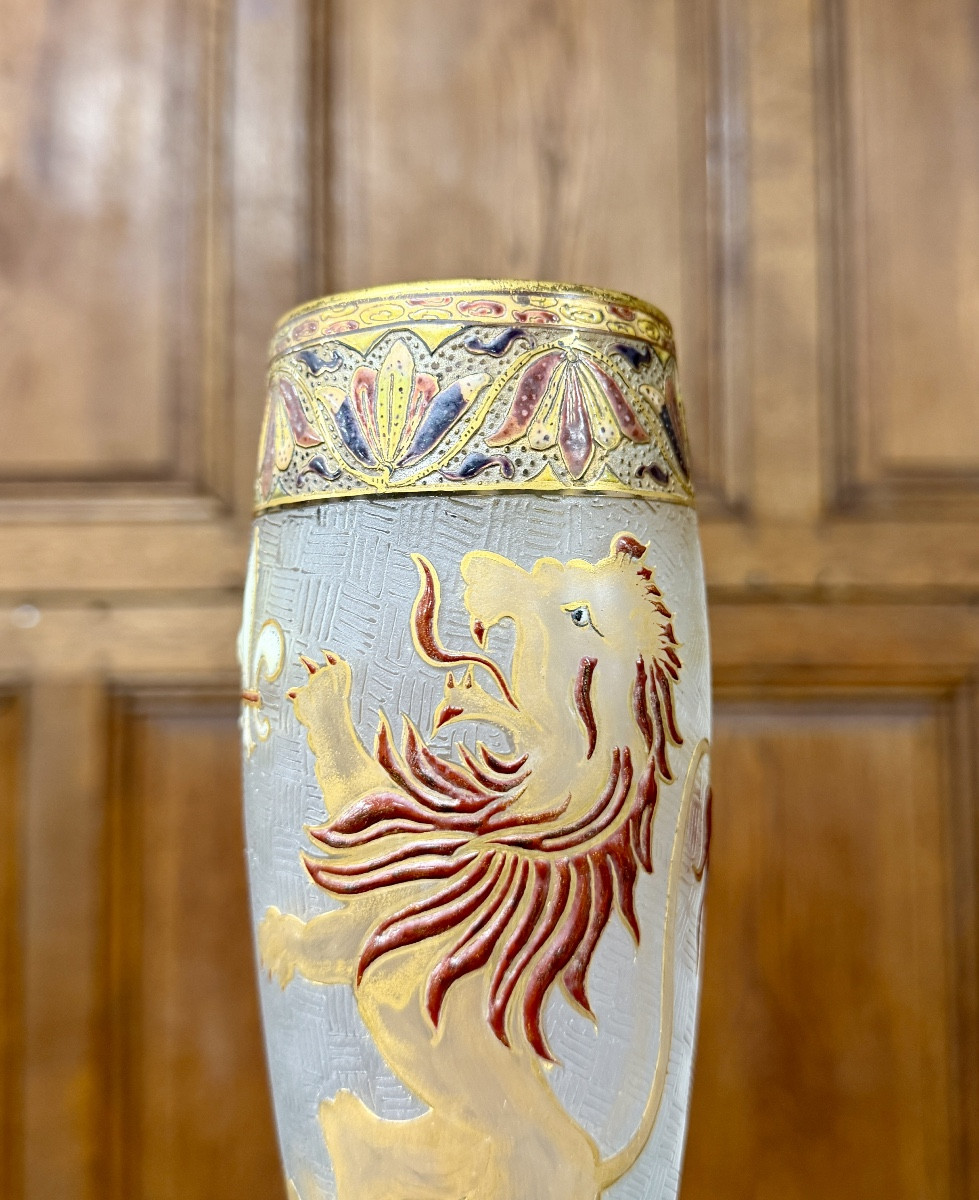 Daum Nancy - Rare Art Nouveau Enameled Vase With Heraldic Lion -photo-4