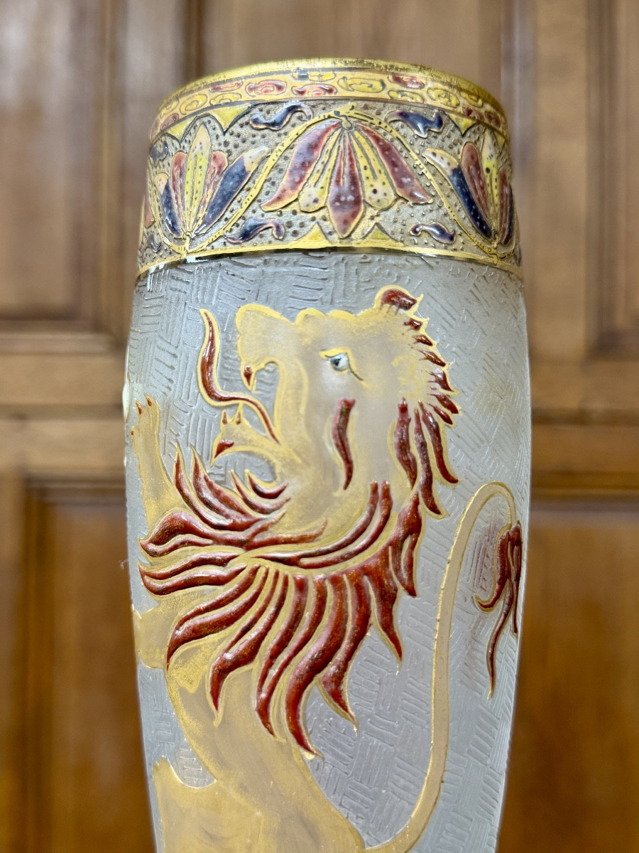 Daum Nancy - Rare Art Nouveau Enameled Vase With Heraldic Lion -photo-7