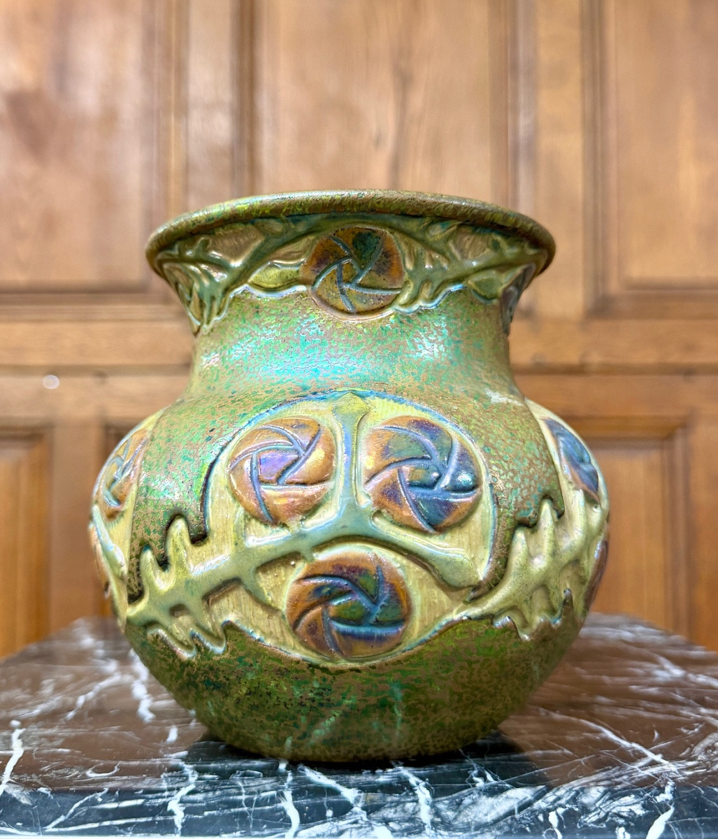 Zsolnay Factory In Pécs, Glazed And Iridescent Ceramic Vase. Art Nouveau Work, Circa 1900