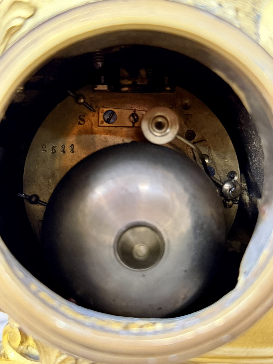 Pendule rocaille au char et à l’enfant en bronze doré, Époque Napoléon III-photo-8