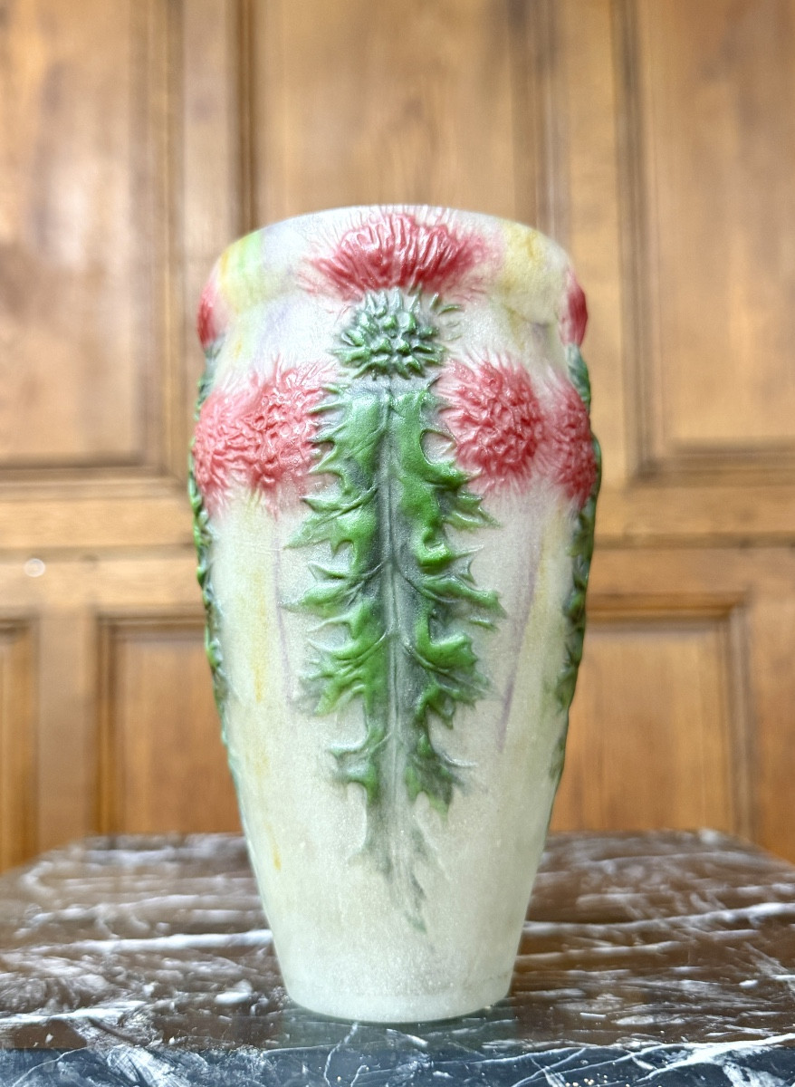 Gabriel Argy-Rousseau , Vase à décor de chardons rouges, Pate de verre Art Déco 