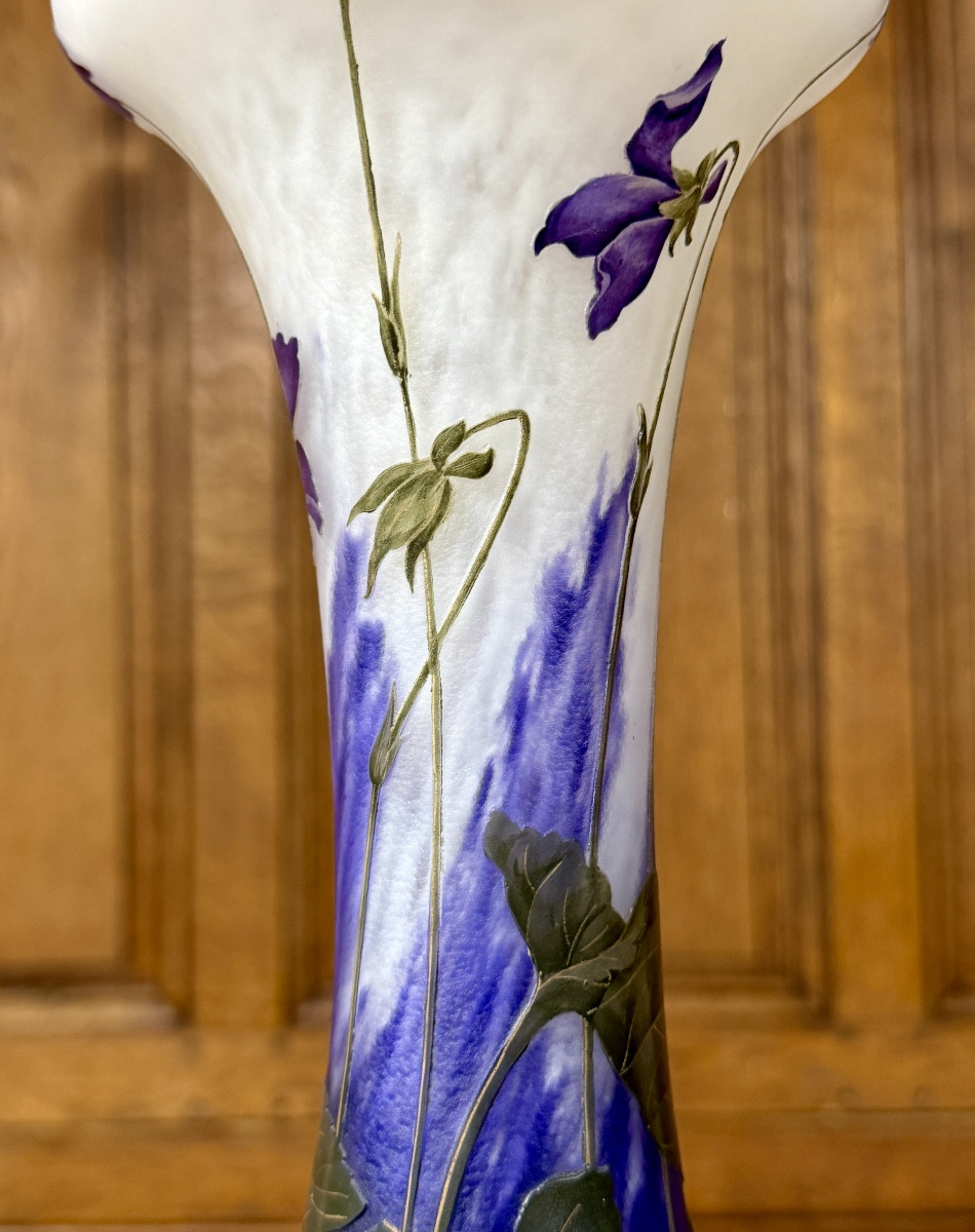 Daum Nancy - rare vase de forme diabolo aux violettes. Époque Art Nouveau-photo-8