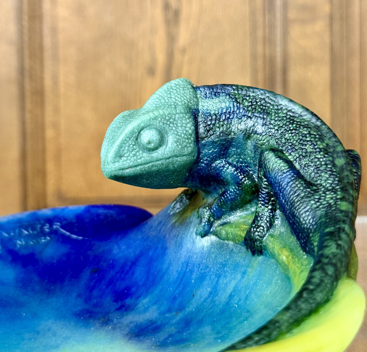 Amalric Walter - Vide poche au caméléon en pâte de verre. Époque Art Nouveau -photo-2