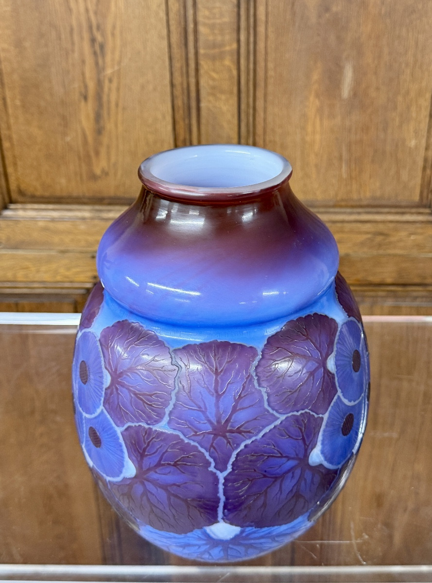 Émile Gallé - Important vase aux fleurs de lotus en verre multicouche. Époque Art Nouveau-photo-5