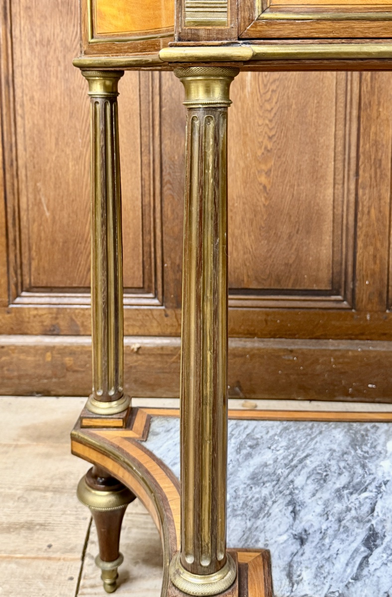 Louis XVI Period Marquetry And Marble Console Table. 18th Century-photo-3