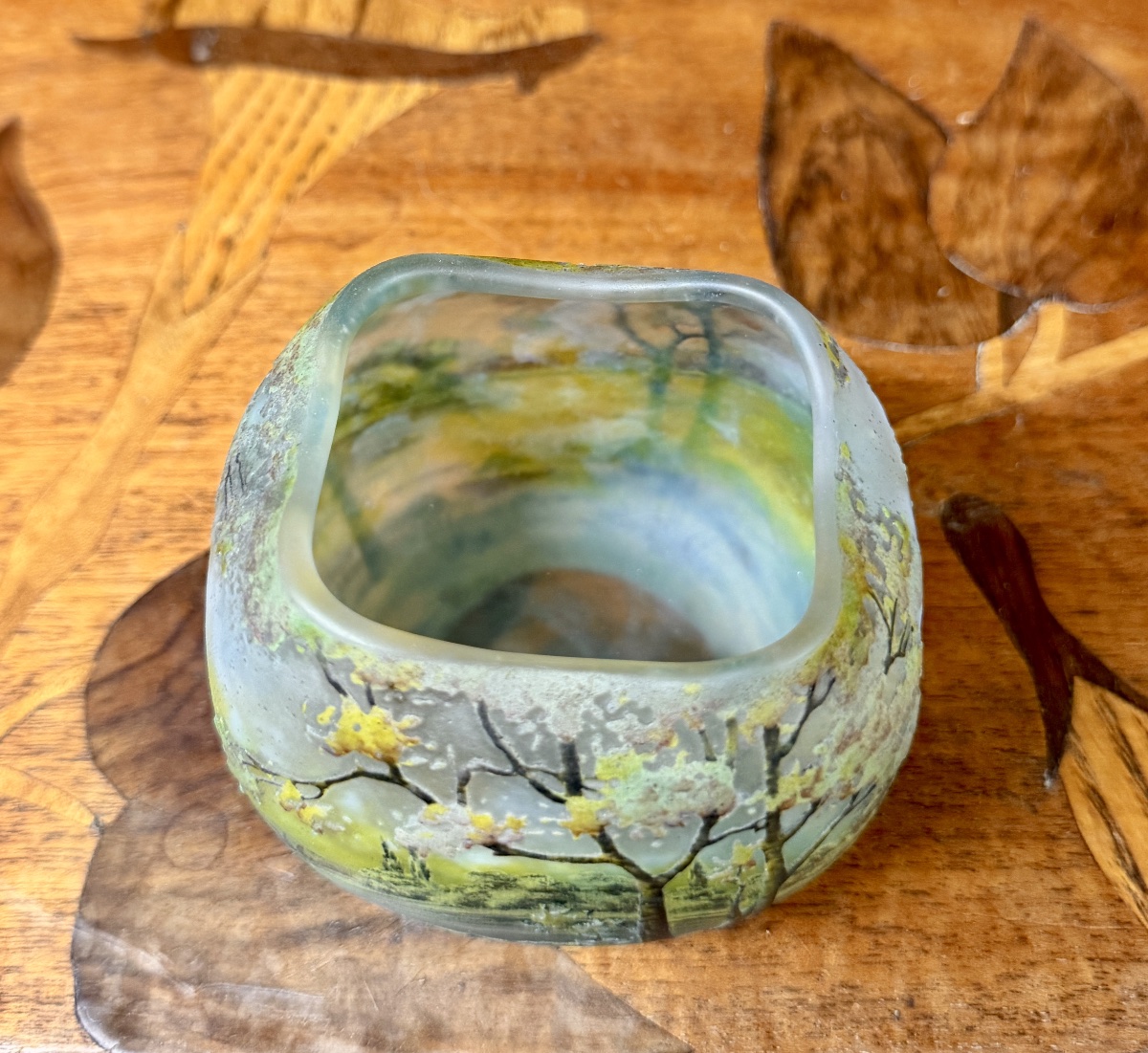 Daum Nancy - Vase en forme d’œuf à décor de paysage, époque Art Nouveau-photo-3