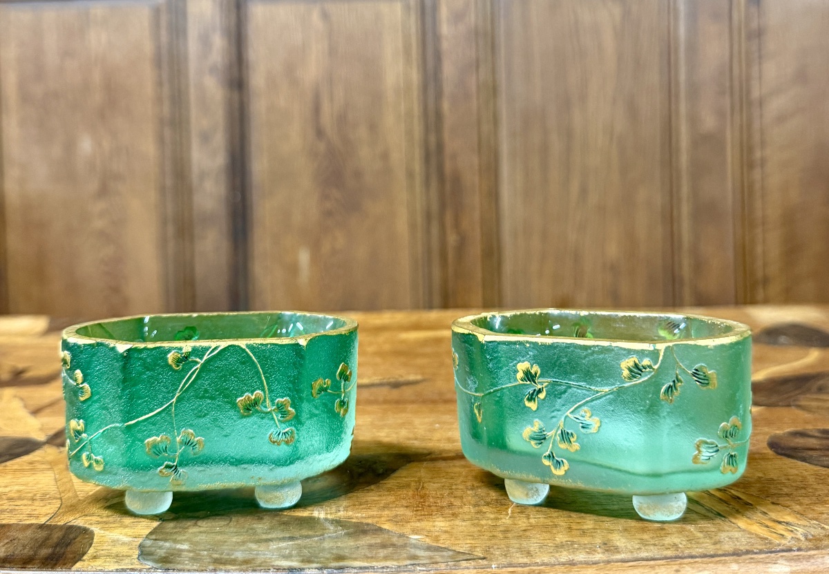 Daum Nancy - paire de salerons en verre émaillé et doré. Époque Art Nouveau