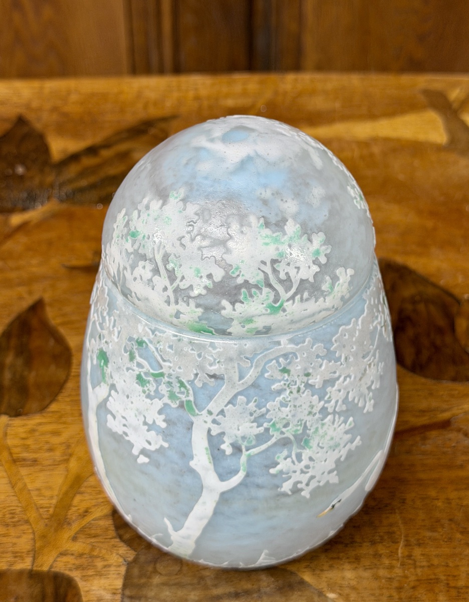 Daum Nancy - boîte en forme d’œuf à décor de cygnes et paysages. Époque Art Nouveau-photo-3