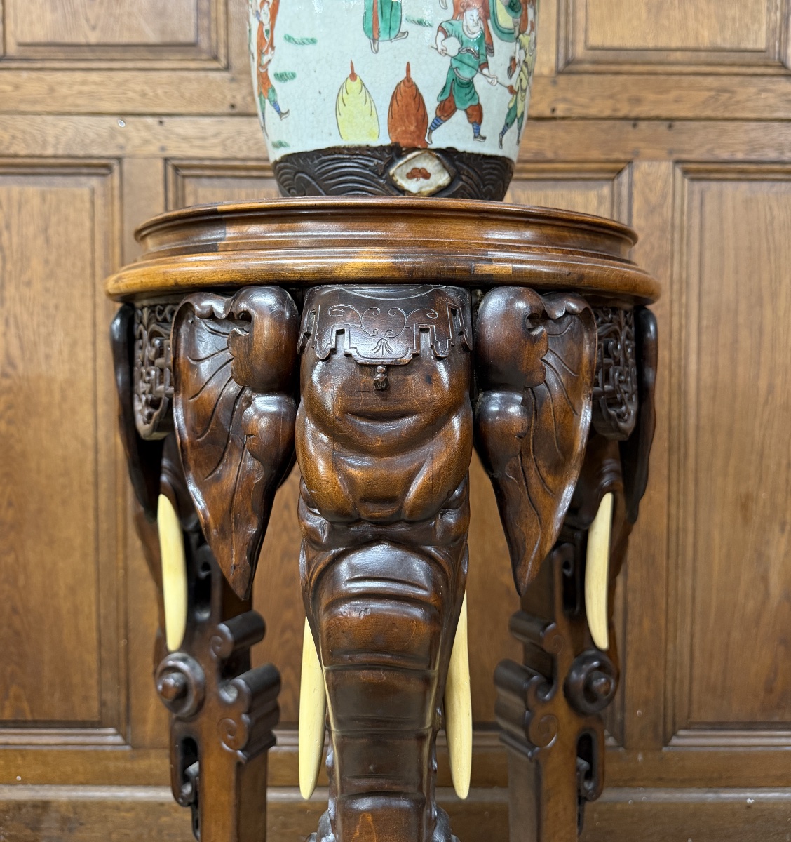 Pair Of Saddle Pads With Elephant Heads, Attributed To Gabriel Viardot, In The Japanese Style -photo-3