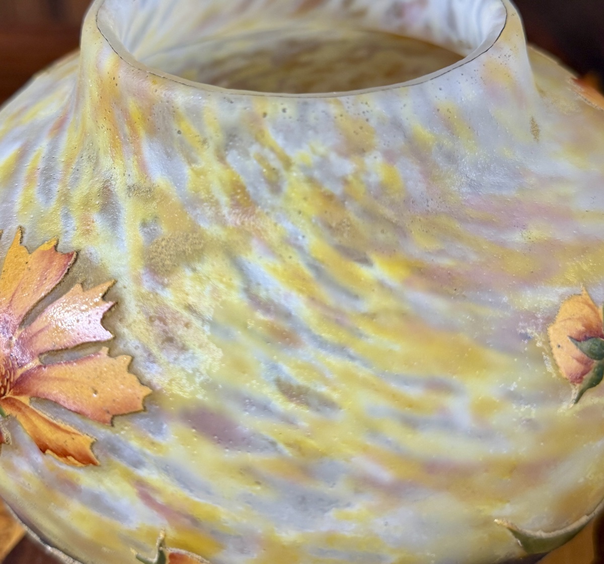 Daum Nancy - vase boule à décor d’Arnica en verre émaillé, époque Art Nouveau-photo-4