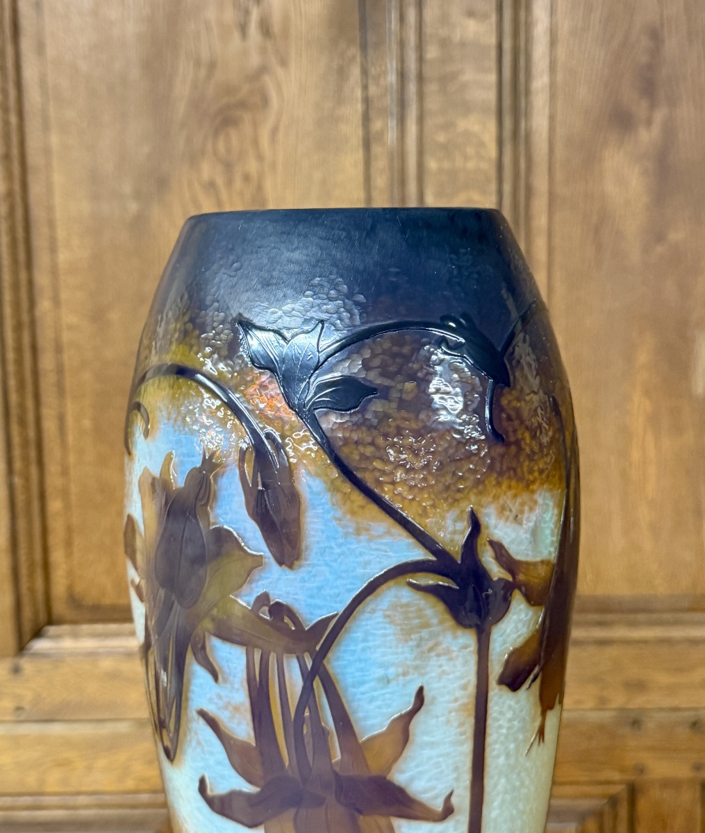 Daum Nancy - Monumental Hammered Vase With Fuchsias. Art Nouveau Period-photo-2