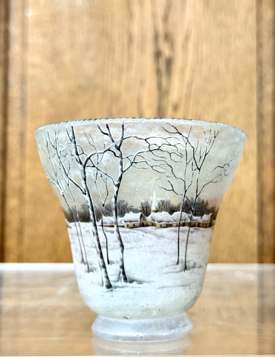 DAUM NANCY - VASE à col évasé À DÉCOR DE PAYSAGE DE VILLAGE ENNEIGÉ. ÉPOQUE ART NOUVEAU-photo-3