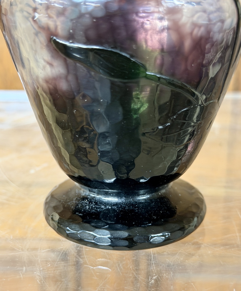 Daum Nancy - vase martelé à décor d’anémones violettes. Époque Art Nouveau-photo-6