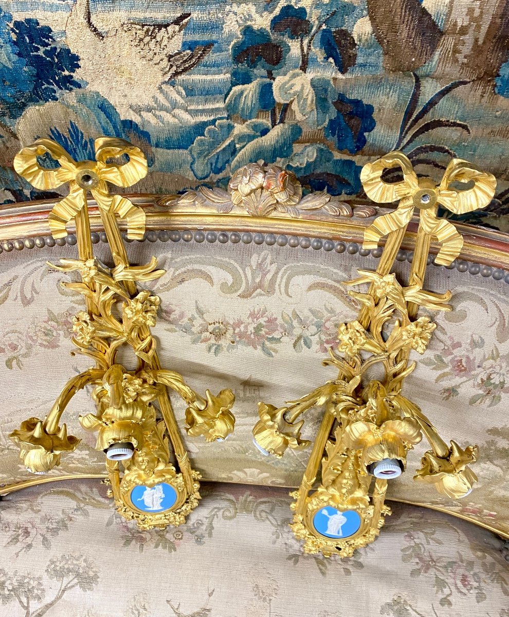 Paire d'Importantes Appliques En Bronze Doré Et Wedgwood, Napoléon III, dans le gout Beurdeley-photo-7