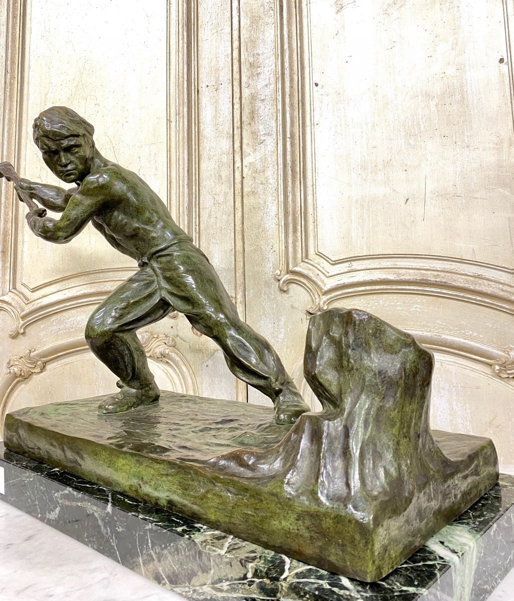 R. De Wandeleir - Bronze Art Déco Représentant Un Bucheron, Patine Verte. Debut Du XXe Siècle-photo-2