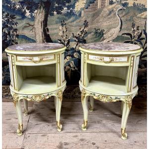 Paire De Chevets Italien En Bois Laqué, Début XXème Siècle.  Style Louis XV