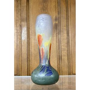 Daum Nancy - Rare Hammered Crocus Vase With Flowers In Plate. Art Nouveau Period