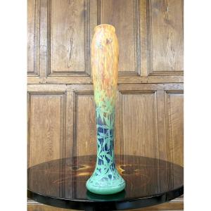 DAUM NANCY - IMPORTANT VASE À DÉCOR DE FEUILLES DE CHANVRE, ÉPOQUE ART NOUVEAU