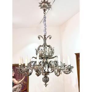 Important Wrought-iron Chandelier From Around 1900 With Twelve Light Arms. In Perfect Condition