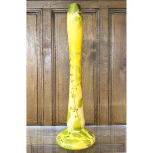Legras - Grand vase tubulaire de 70 cm à décor de houx. Epoque Art Nouveau