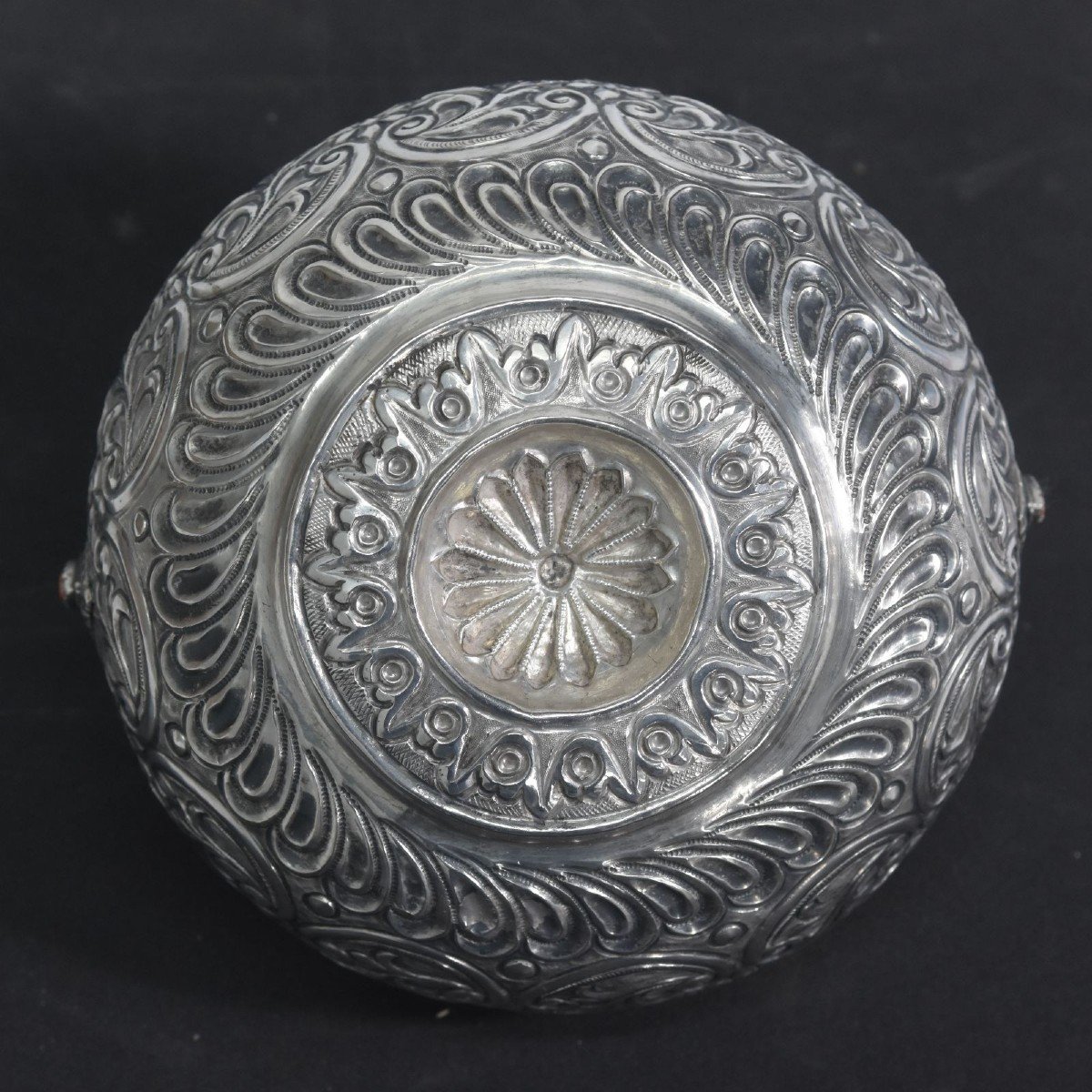 Oriental Cup In Silver And Coral Sterling Silver-photo-3