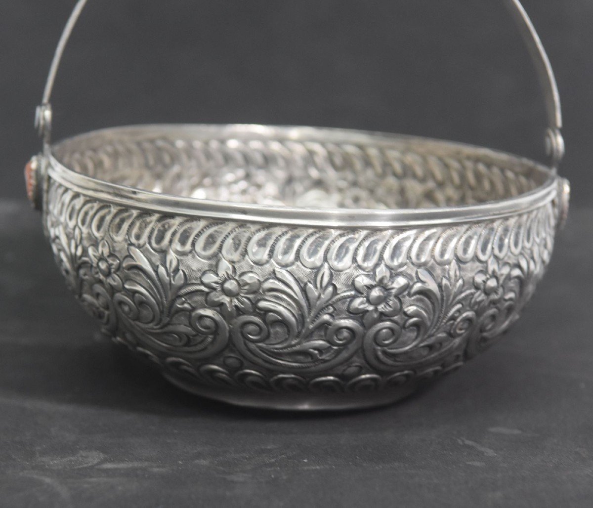 Oriental Cup In Silver And Coral Sterling Silver-photo-1