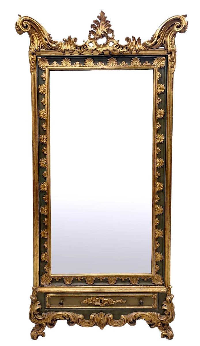 Pair Of Golden Lacquered Turinese Cabinets From The Beginning Of The Nineteenth Century.-photo-2