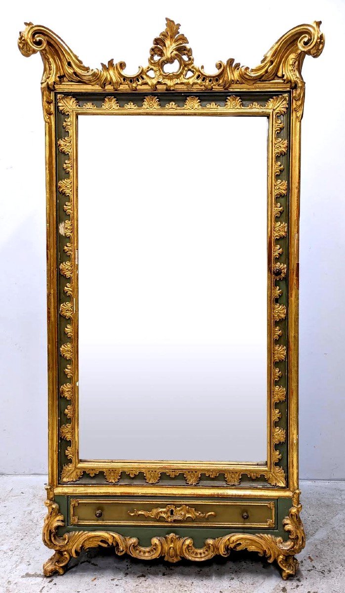 Pair Of Golden Lacquered Turinese Cabinets From The Beginning Of The Nineteenth Century.-photo-4