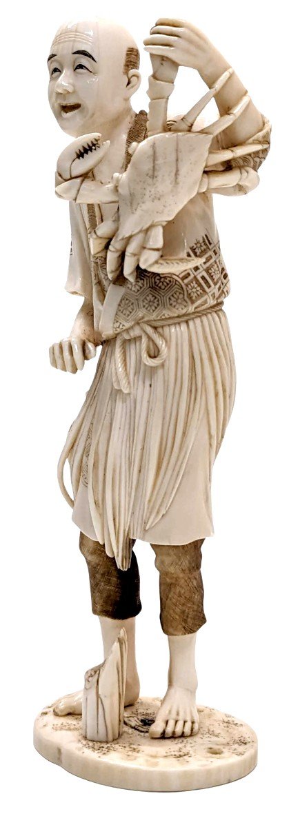 Okimomo In Ivory From The 19th Century The Crab Fisherman-photo-2
