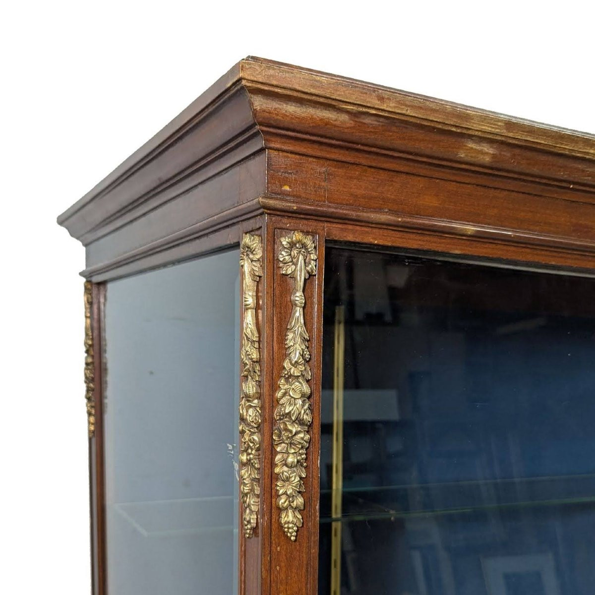 Paire de grandes vitrine d'exposition de style Louis XVI .-photo-2