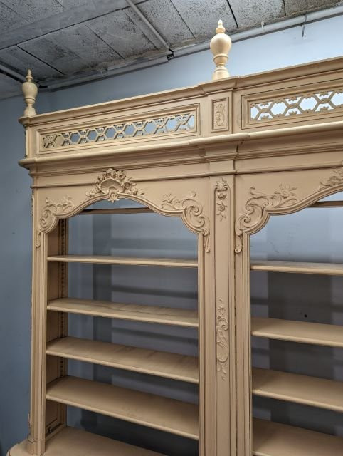 Large Bookcase With 19th Century Wood Paneling-photo-2