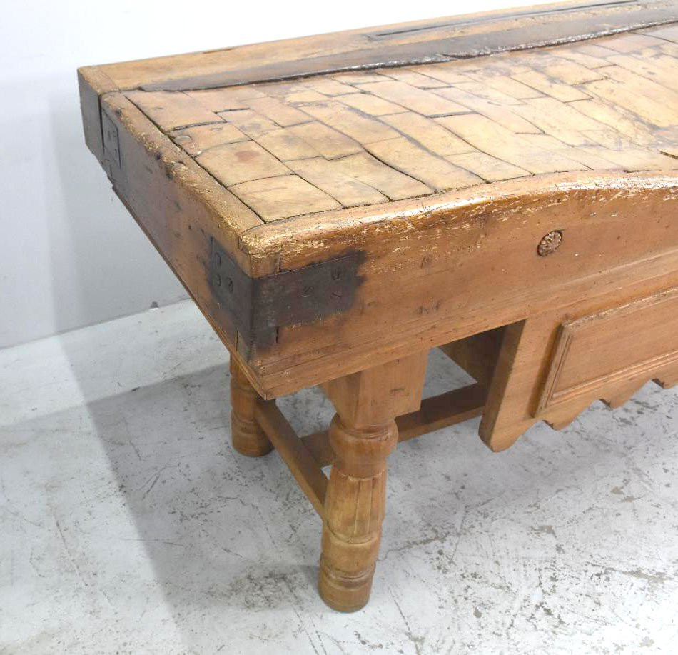 Large 19th Century Butcher's Block-photo-3