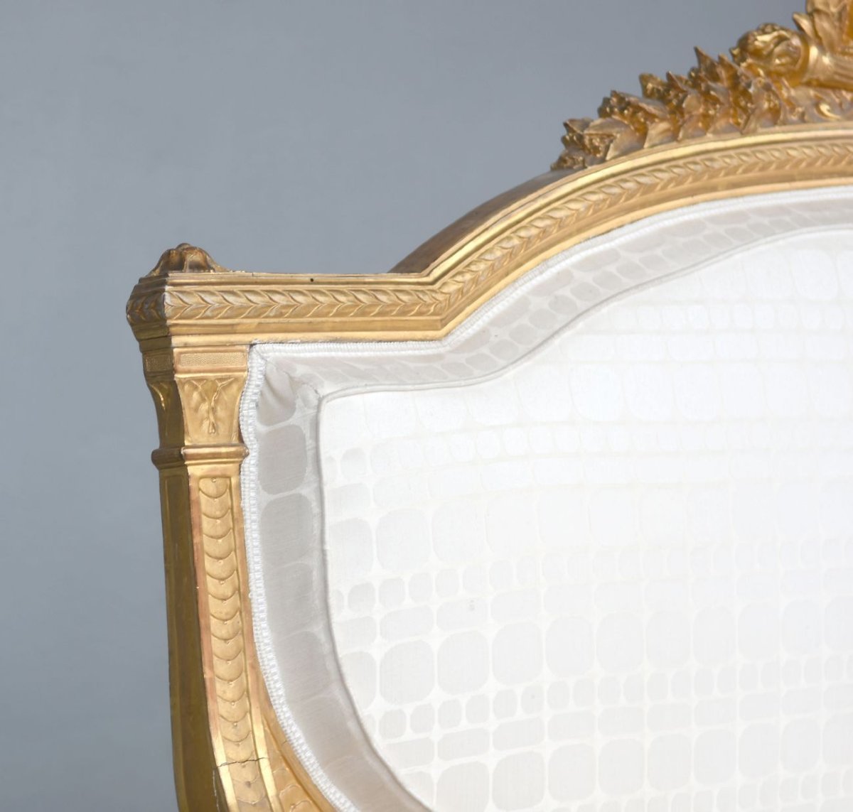 Banquette basse en bois doré de style Louis XVI époque Napoléon III-photo-2