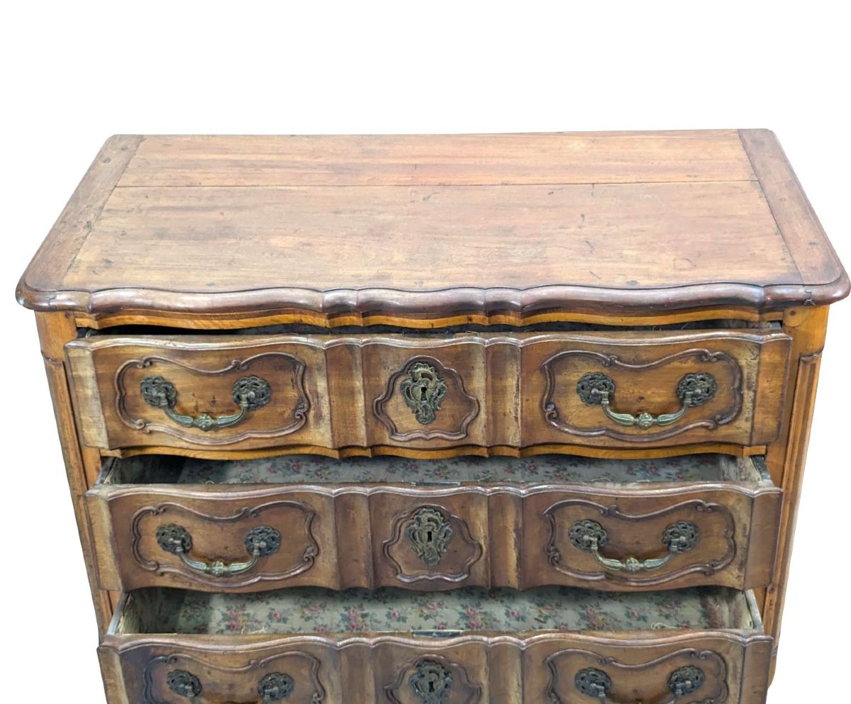 Commode arbalète galbée noyer époque XVIIIème-photo-8