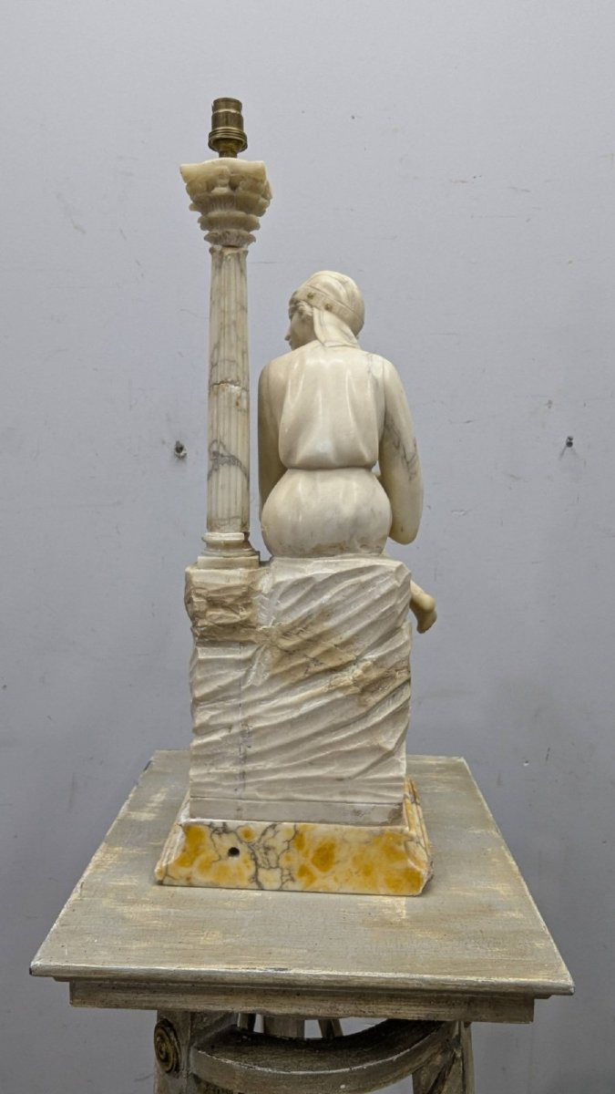 Sculpture orientaliste en albâtre montée en lampe-photo-4