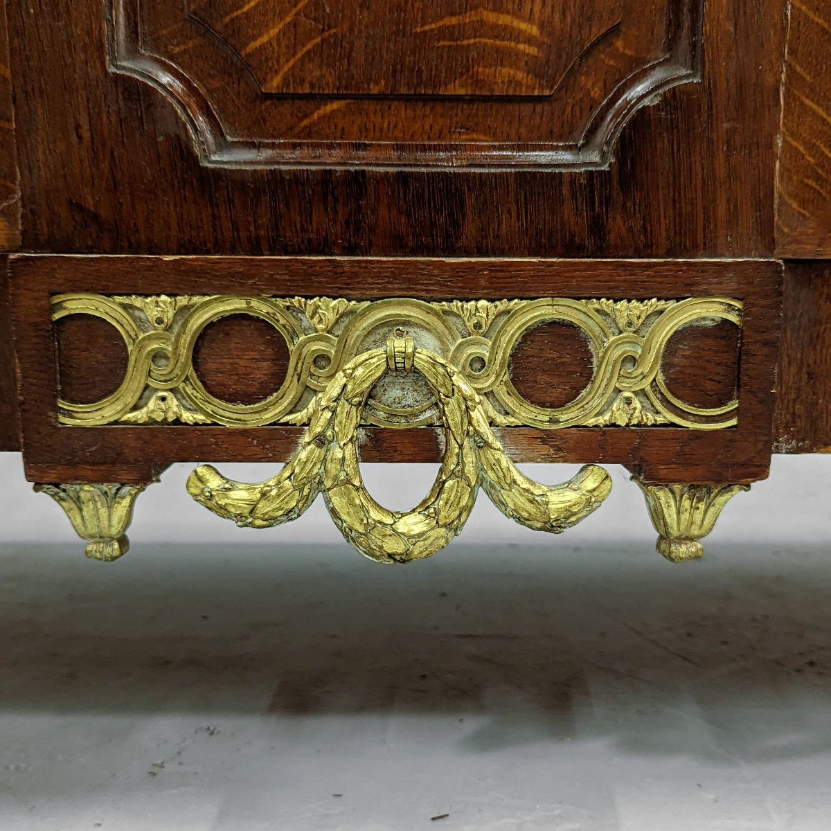 Bahut enfilade style Louis XVI en chêne vers 1900-photo-4
