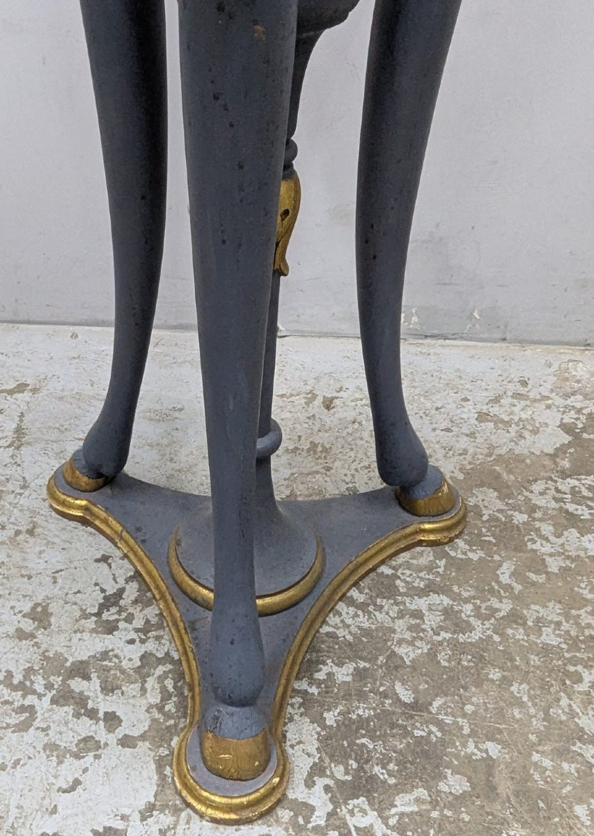 Paire de sellettes en bois laqué et doré à décor de Putti-photo-3