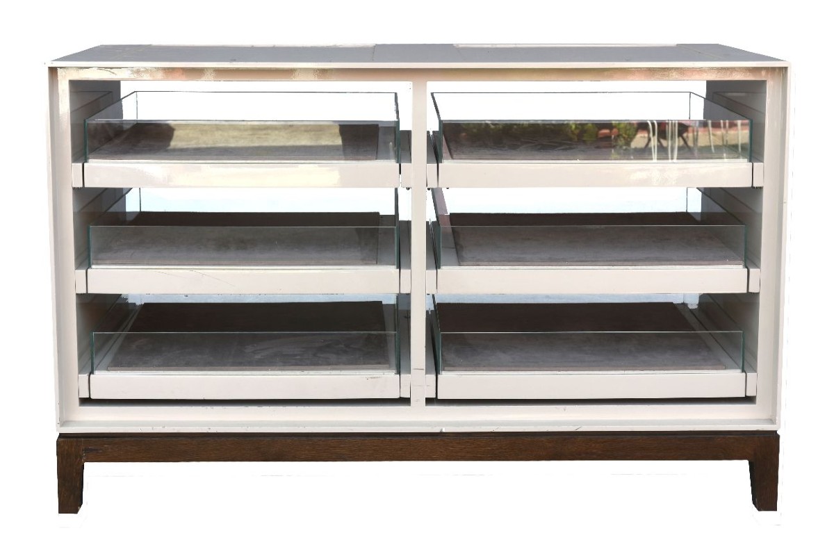 Luxury Wood-lacquered Bank, Cream-colored, Pass-through