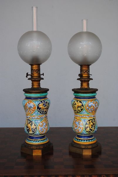 Lampes à pétrole fin XIXème majolique Italienne (paire)-photo-3