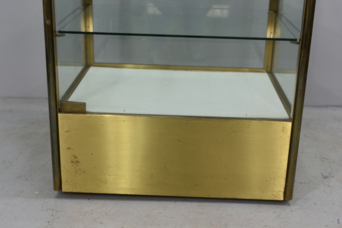 Collector's Arched Brass Display Case 1970-photo-2
