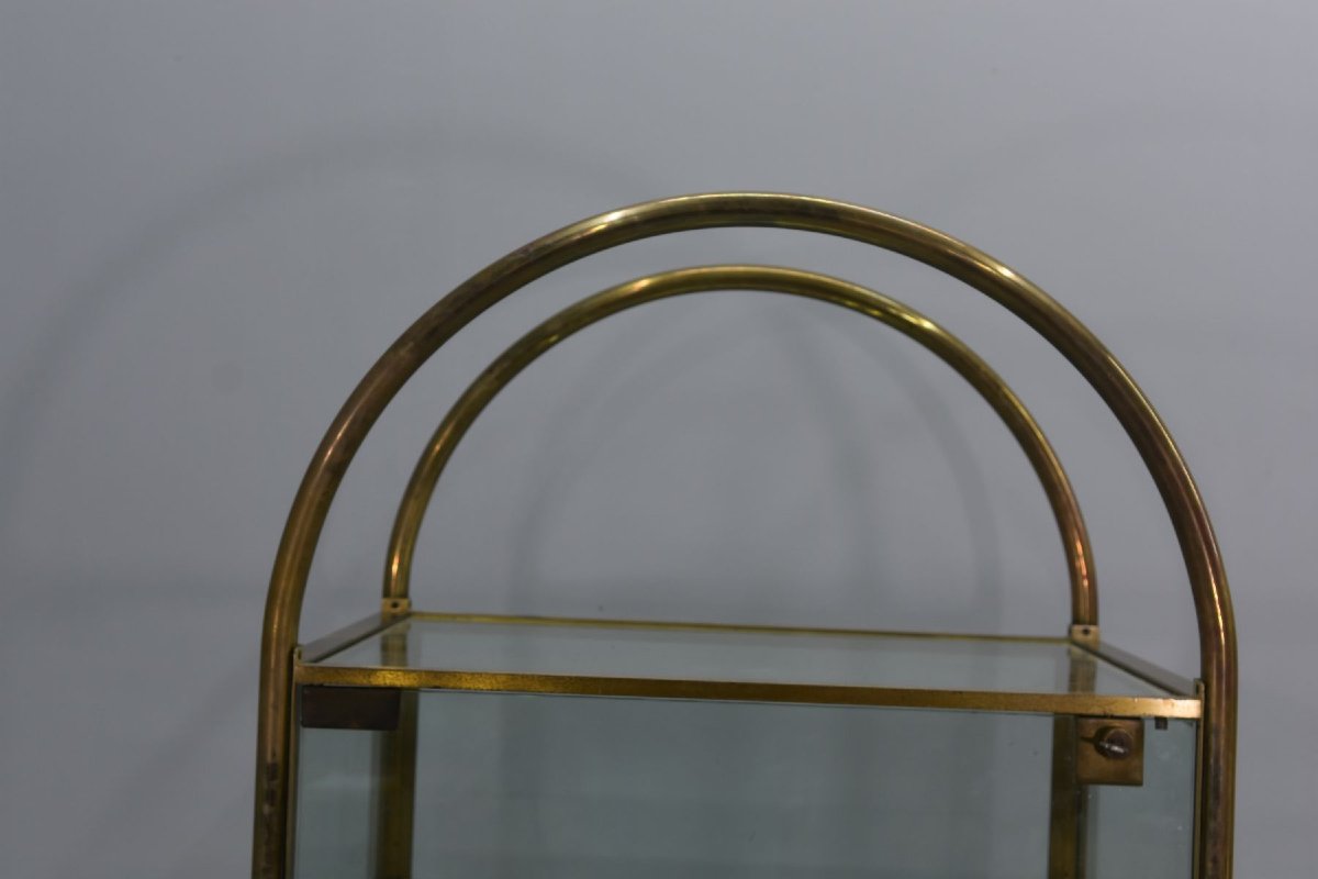 Collector's Arched Brass Display Case 1970-photo-3