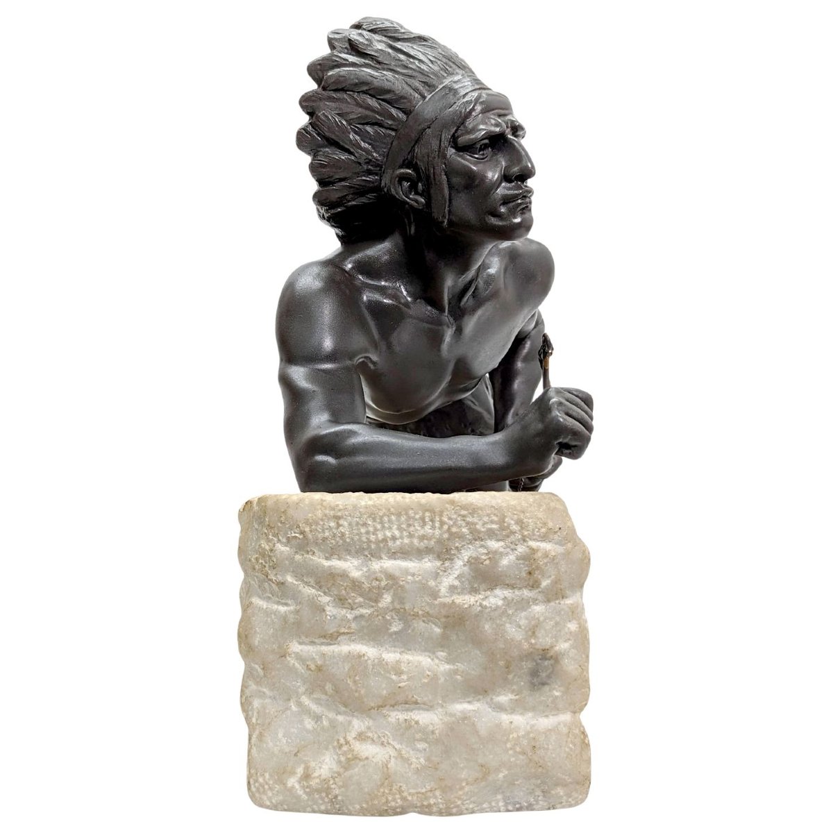 L'indien à l'affût, statue 1900 sur terrasse naturelle-photo-2