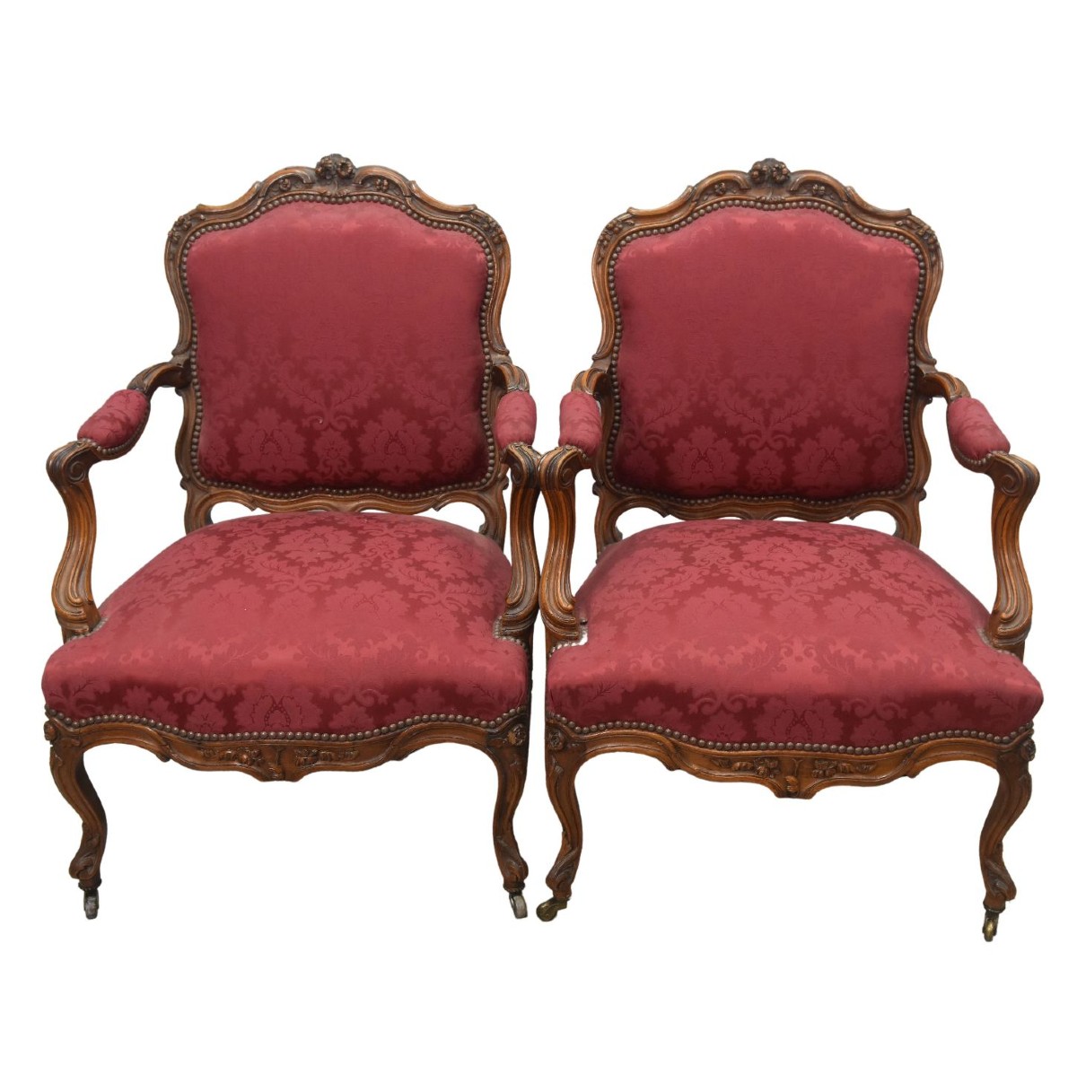 Fauteuils à la Reine de style Louis XV en noyer (paire)