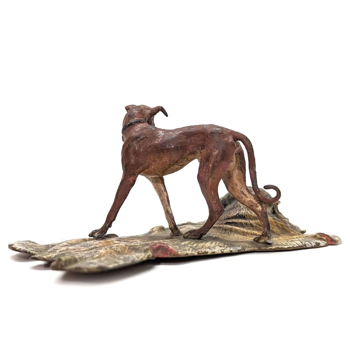 Bronze de Vienne le chien sur la peau de tigre-photo-2