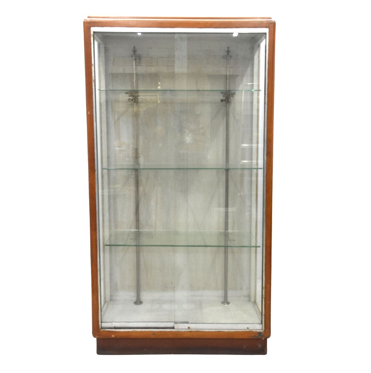 Store Window 1900
