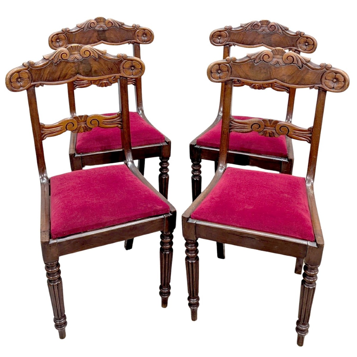 Chaise en acajou sculpté, Angleterre, époque Régence tardive / début victorien, circa 1835